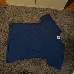blue t-shirt